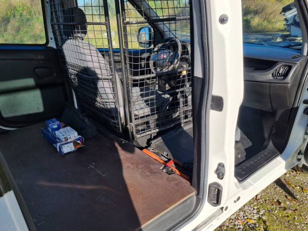 fiat-doblo-maxi-long-chassis-2017-euro6-13jtd-95cv-99090km-big-2