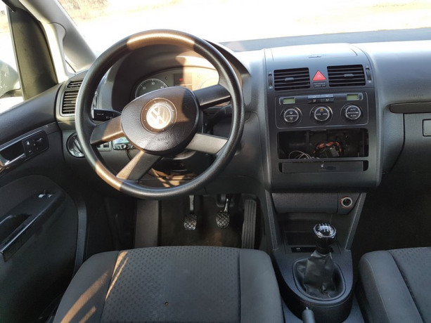 vw-touran-7places-19tdi-105cv-airco-big-3
